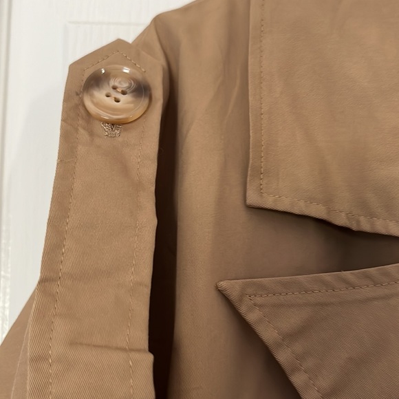 Longline Oversized Double Breasted Trenchcoat - Picture 4 of 7